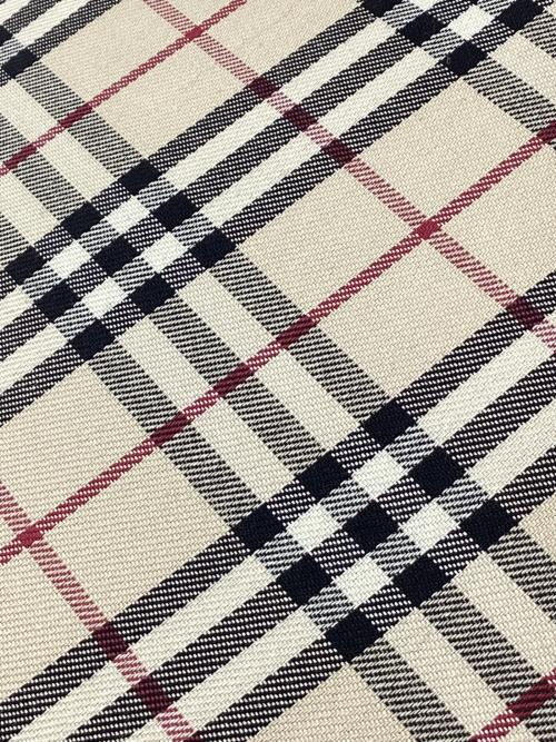 BURBERRY（バーバリー）BURBERRY (バーバリー) ノバチェック ハンドバッグ  ベージュの古着・服飾アイテム