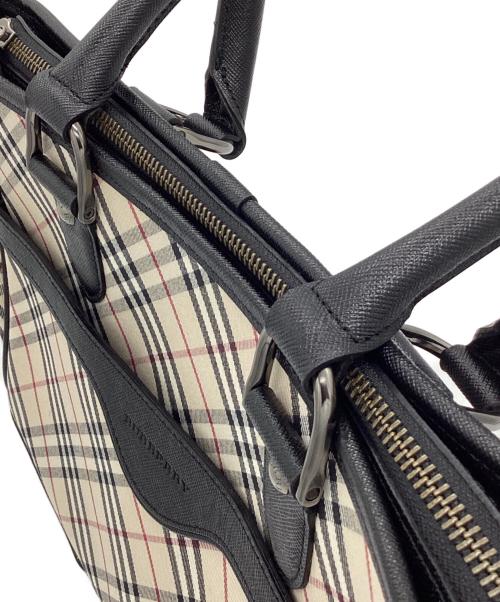 BURBERRY（バーバリー）BURBERRY (バーバリー) ノバチェック ハンドバッグ  ベージュの古着・服飾アイテム