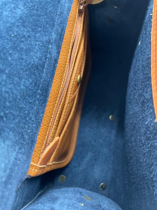 DOONEY&BOURKE（ドゥーニーアンドバーク）DOONEY&BOURKE (ドゥーニーアンドバーク) ショルダーバッグ ネイビー×ブラウンの古着・服飾アイテム