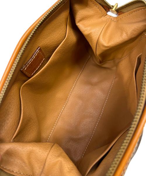 CELINE（セリーヌ）CELINE (セリーヌ) マカダムポーチ ブラウンの古着・服飾アイテム