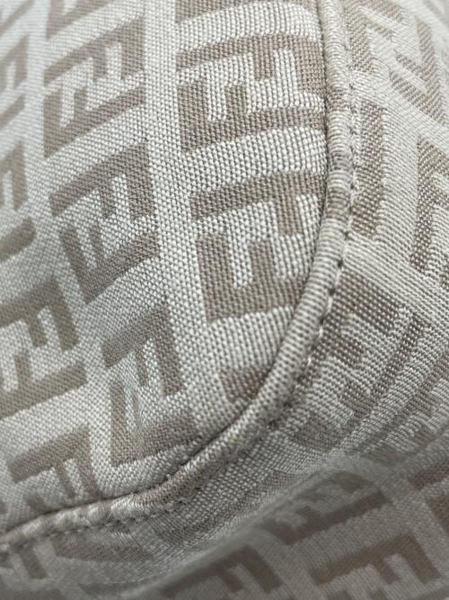 FENDI（フェンディ）FENDI (フェンディ) マンマバケット ベージュの古着・服飾アイテム