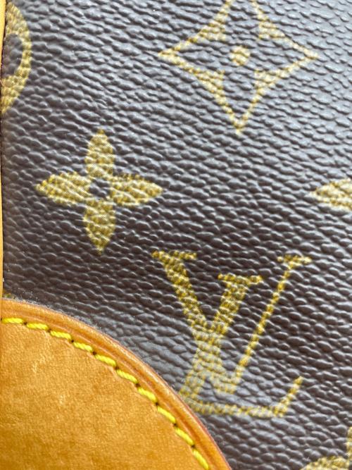 LOUIS VUITTON（ルイ ヴィトン）LOUIS VUITTON (ルイ ヴィトン) ダヌーヴ ブラウンの古着・服飾アイテム