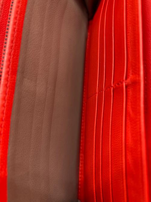 BOTTEGA VENETA（ボッテガベネタ）BOTTEGA VENETA (ボッテガベネタ) 長財布 レッドの古着・服飾アイテム