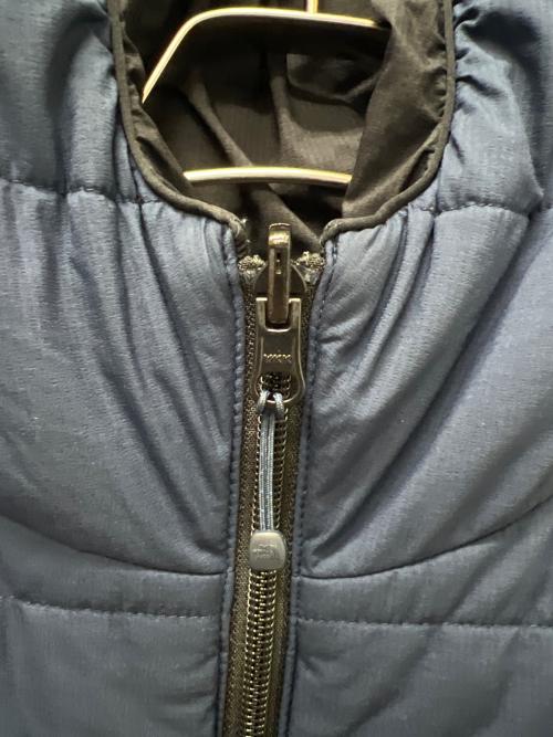 THE NORTH FACE（ザ ノース フェイス）THE NORTH FACE (ザ ノース フェイス) リバーシブルエニータイムインサレーテッドフーディ ネイビー サイズ:Ｌの古着・服飾アイテム