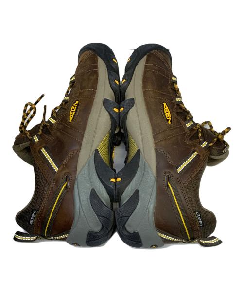 KEEN（キーン）KEEN (キーン) スニーカー　KEEN（キーン） ブラウン サイズ:26.5cmの古着・服飾アイテム
