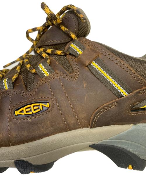 KEEN（キーン）KEEN (キーン) スニーカー　KEEN（キーン） ブラウン サイズ:26.5cmの古着・服飾アイテム