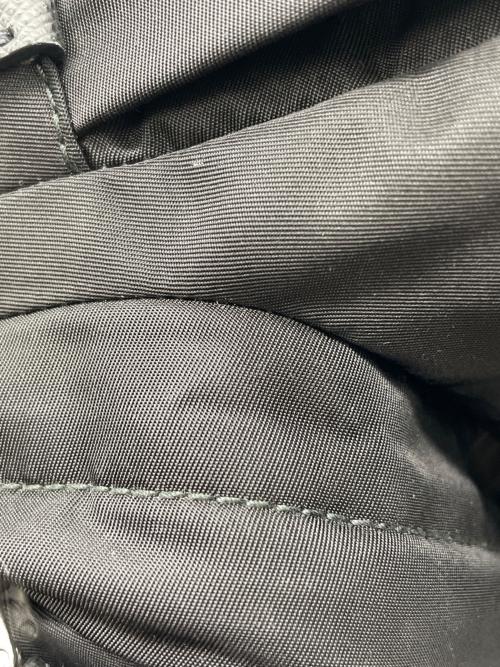 PRADA（プラダ）PRADA (プラダ) ボディーバッグ ブラックの古着・服飾アイテム