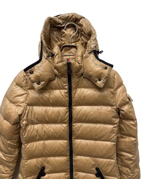 MONCLER（モンクレール）MONCLER (モンクレール) ダウンコート MOKA ベージュ サイズ:０の古着・服飾アイテム