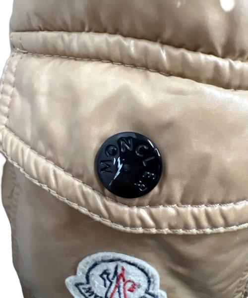 MONCLER（モンクレール）MONCLER (モンクレール) ダウンコート MOKA ベージュ サイズ:０の古着・服飾アイテム