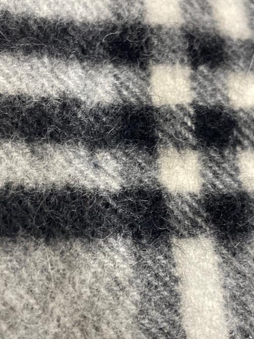 BURBERRY LONDON（バーバリーロンドン）BURBERRY LONDON (バーバリーロンドン) マフラー グレーの古着・服飾アイテム