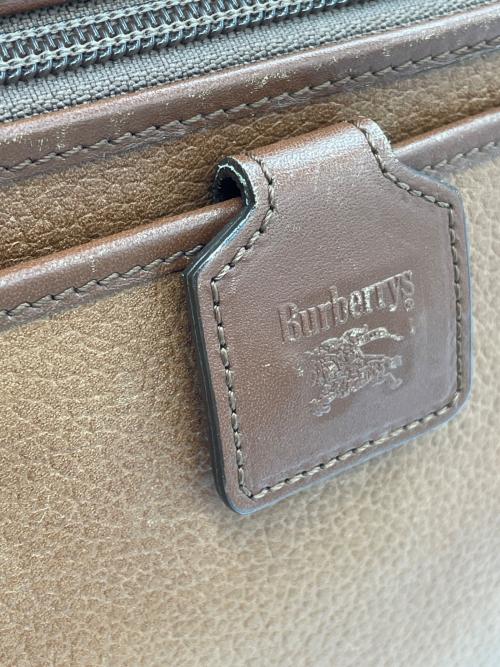 Burberry's（バーバリーズ）Burberry's (バーバリーズ) セカンドバッグ ブラウンの古着・服飾アイテム