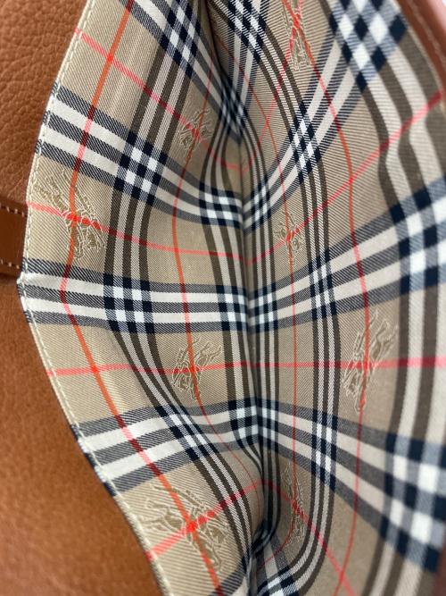 Burberry's（バーバリーズ）Burberry's (バーバリーズ) セカンドバッグ ブラウンの古着・服飾アイテム