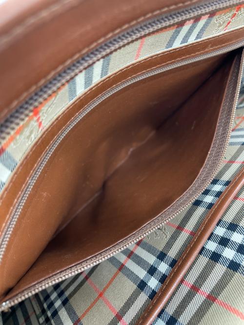 Burberry's（バーバリーズ）Burberry's (バーバリーズ) セカンドバッグ ブラウンの古着・服飾アイテム