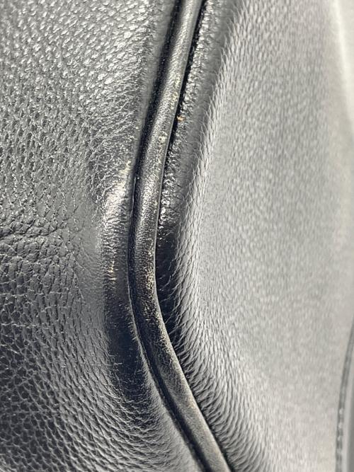 Yves Saint Laurent（イヴサンローラン）Yves Saint Laurent (イヴサンローラン) ショルダーバッグ ブラックの古着・服飾アイテム
