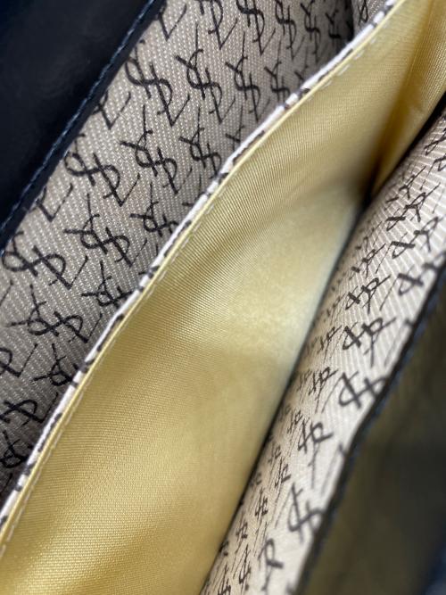 Yves Saint Laurent（イヴサンローラン）Yves Saint Laurent (イヴサンローラン) ハンドバッグ ブラックの古着・服飾アイテム