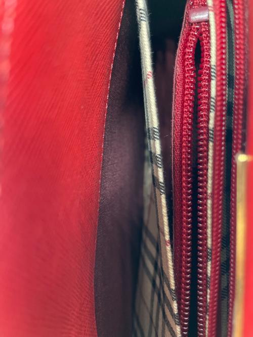 BURBERRY（バーバリー）BURBERRY (バーバリー) ハンドバッグ サフィアーノ レッドの古着・服飾アイテム