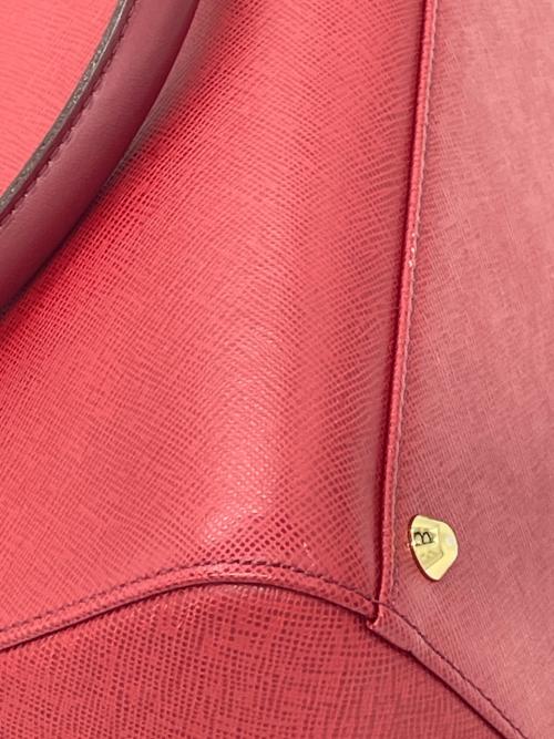 BURBERRY（バーバリー）BURBERRY (バーバリー) ハンドバッグ サフィアーノ レッドの古着・服飾アイテム