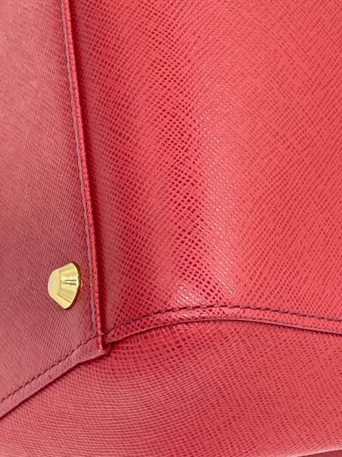 BURBERRY（バーバリー）BURBERRY (バーバリー) ハンドバッグ サフィアーノ レッドの古着・服飾アイテム