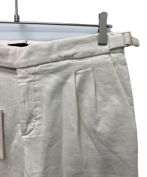 BRIGLIA 1949（ブリリア 1949）BRIGLIA 1949 (ブリリア 1949) パンツ アイボリー サイズ:４６の古着・服飾アイテム