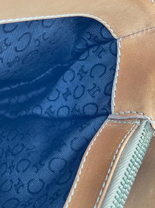 CELINE（セリーヌ）CELINE (セリーヌ) ハンドバッグ ブラウン×ベージュの古着・服飾アイテム