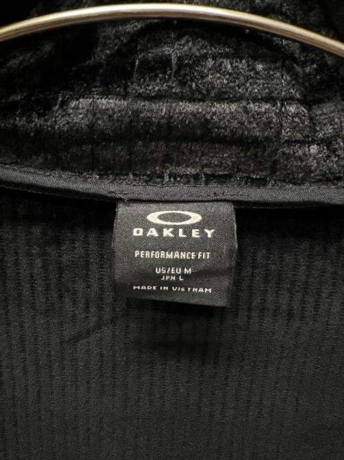 OAKLEY（オークリー）OAKLEY (オークリー) En 3RDG Synchro Warm Jacket 2.0 グレー サイズ:Ｍの古着・服飾アイテム