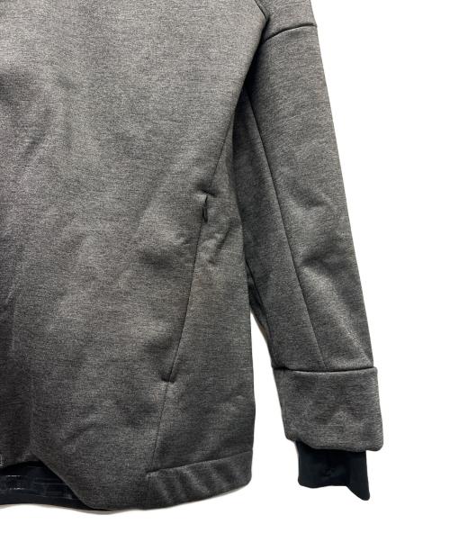 OAKLEY（オークリー）OAKLEY (オークリー) En 3RDG Synchro Warm Jacket 2.0 グレー サイズ:Ｍの古着・服飾アイテム