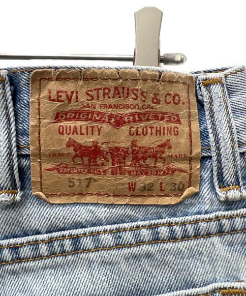 LEVI'S（リーバイス）LEVI'S (リーバイス) 517 BOOT CUT  ブルー サイズ:３２の古着・服飾アイテム