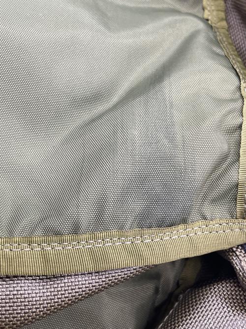 BRIEFING（ブリーフィング）BRIEFING (ブリーフィング) リュック カーキの古着・服飾アイテム