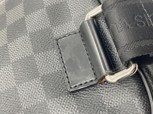 LOUIS VUITTON（ルイ ヴィトン）LOUIS VUITTON (ルイ ヴィトン) ダミエ グラフィットアンブレール ブラックの古着・服飾アイテム