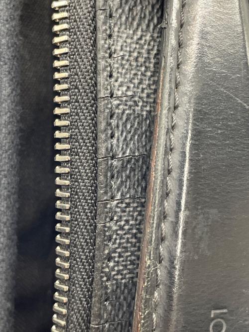 LOUIS VUITTON（ルイ ヴィトン）LOUIS VUITTON (ルイ ヴィトン) ダミエ グラフィットアンブレール ブラックの古着・服飾アイテム