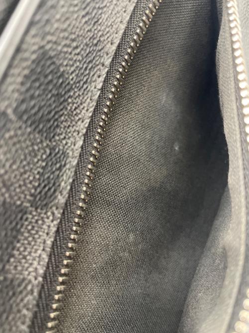 LOUIS VUITTON（ルイ ヴィトン）LOUIS VUITTON (ルイ ヴィトン) ダミエ グラフィットアンブレール ブラックの古着・服飾アイテム