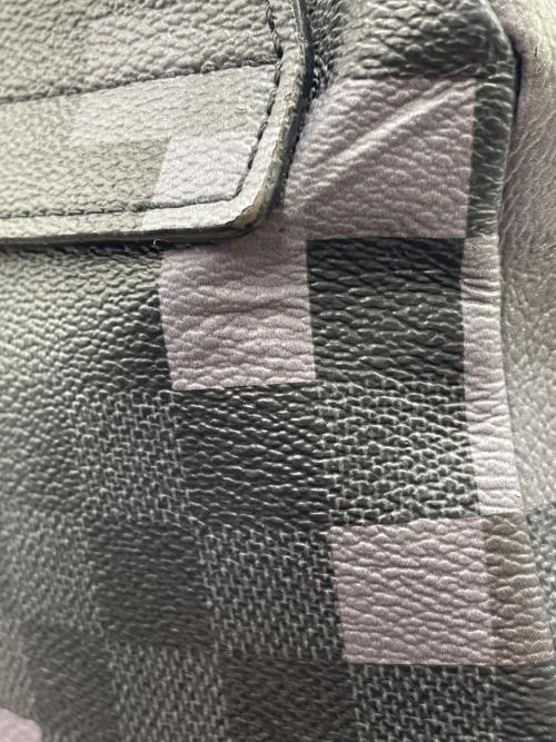 LOUIS VUITTON（ルイ ヴィトン）LOUIS VUITTON (ルイ ヴィトン) ダミエグラフィットピクセルスリングバッグ ブラックの古着・服飾アイテム