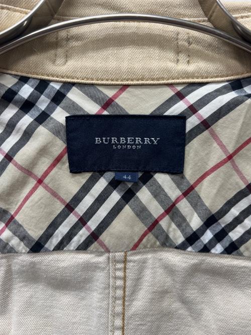BURBERRY（バーバリー）BURBERRY (バーバリー) デニムジャケット ベージュ サイズ:４４の古着・服飾アイテム