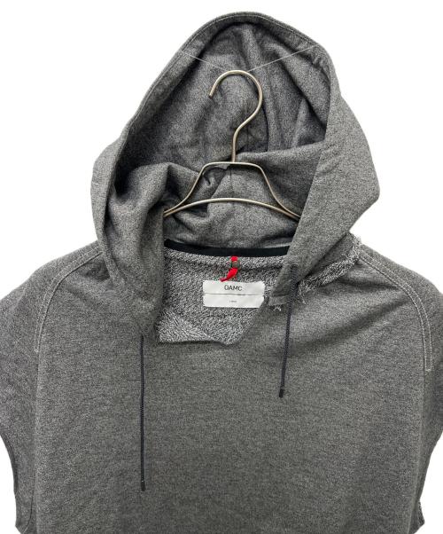 OAMC（オーエーエムシー）OAMC (オーエーエムシー) ノースリーブパーカー グレー サイズ:Ｌの古着・服飾アイテム