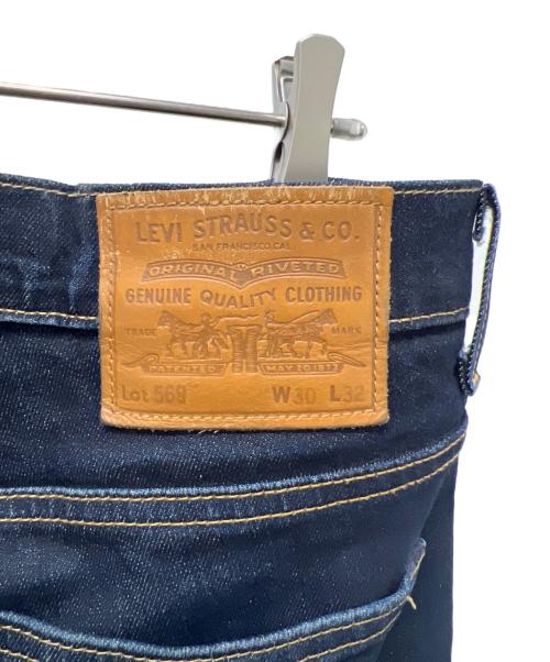 LEVI'S（リーバイス）LEVI'S (リーバイス) デニムパンツ ブルー サイズ:３０の古着・服飾アイテム