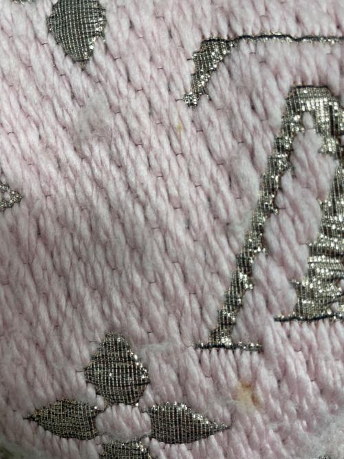 LOUIS VUITTON（ルイ ヴィトン）LOUIS VUITTON (ルイ ヴィトン) エシャルプ・ロゴマニア シャイン ピンクの古着・服飾アイテム