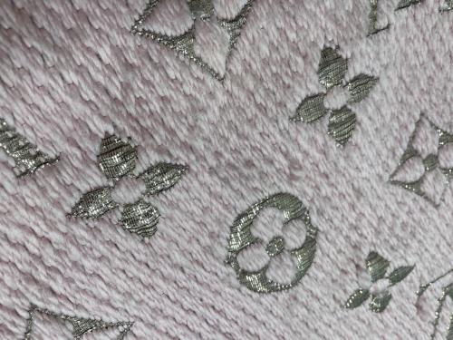 LOUIS VUITTON（ルイ ヴィトン）LOUIS VUITTON (ルイ ヴィトン) エシャルプ・ロゴマニア シャイン ピンクの古着・服飾アイテム