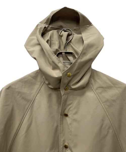 Traditional Weatherwear（トラディショナルウェザーウェア）Traditional Weatherwear (トラディショナルウェザーウェア) ＲＥＮＦＲＥＷ ケープ風フーデッドコート ベージュ サイズ:34の古着・服飾アイテム