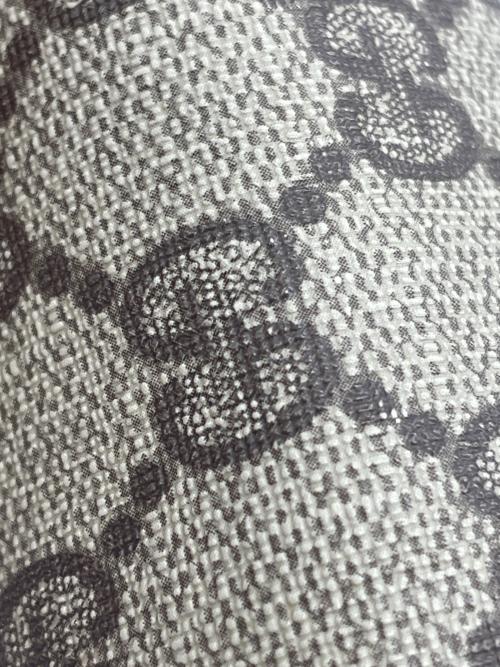 GUCCI（グッチ）GUCCI (グッチ) ショルダーバッグ ベージュの古着・服飾アイテム
