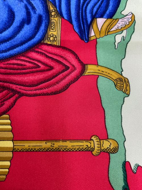 HERMES（エルメス）HERMES (エルメス) LIBERTE EGALITE FRATERNITE REPUBLIQUE FRANCAISE レッド×ブルーの古着・服飾アイテム