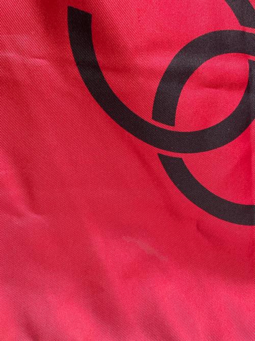 CHANEL（シャネル）CHANEL (シャネル) ココマーク シルクスカーフ レッドの古着・服飾アイテム