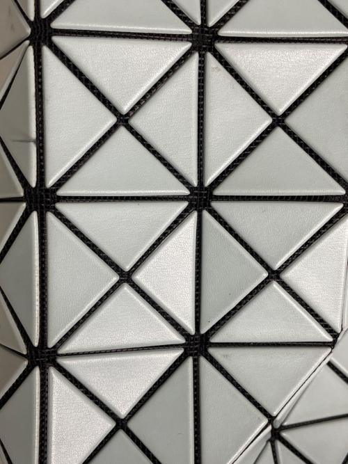 ISSEY MIYAKE（イッセイミヤケ）ISSEY MIYAKE (イッセイミヤケ) ハンドバッグ ブルーの古着・服飾アイテム