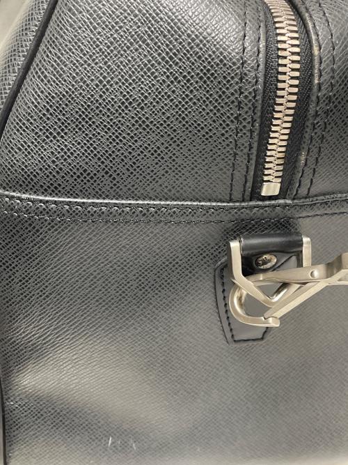 LOUIS VUITTON（ルイ ヴィトン）LOUIS VUITTON (ルイ ヴィトン) タイガ ケンダルPM ブラックの古着・服飾アイテム