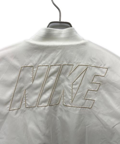 NIKE（ナイキ）NIKE (ナイキ) NSW ファックス ファー ボンバー ジャケット ホワイト サイズ:Ｍの古着・服飾アイテム