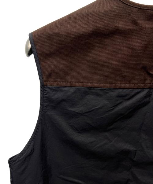 Acne studios（アクネ ストゥディオズ）Acne studios (アクネ ストゥディオズ) ナイロンダック切替フィッシングベスト ブラック×ブラウン サイズ:４６の古着・服飾アイテム