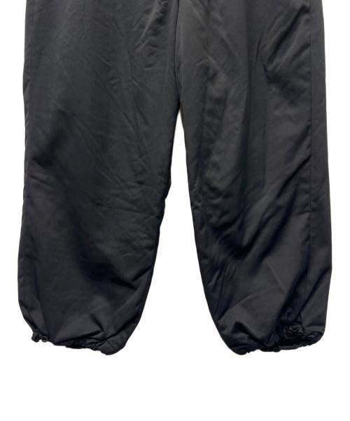 YSTRDY'S TMRRW（イエスタデイズトゥモロウ）YSTRDY'S TMRRW (イエスタデイズトゥモロウ) BAGGY HUSTLER EASY PANTS ブラック サイズ:Ｍの古着・服飾アイテム