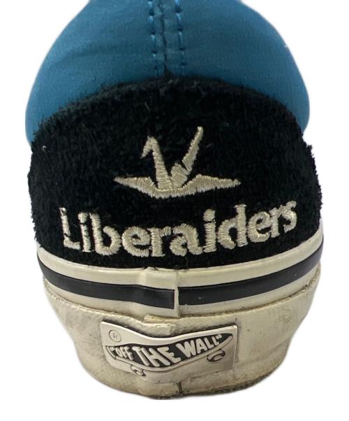 VANS（ヴァンズ）VANS (ヴァンズ) Liberaiders (リベレイダース) スリッポン　VANS（ヴァンズ）　Liberaiders（リベレイダース）　507452 ホワイト×ブラック サイズ:26.5cmの古着・服飾アイテム
