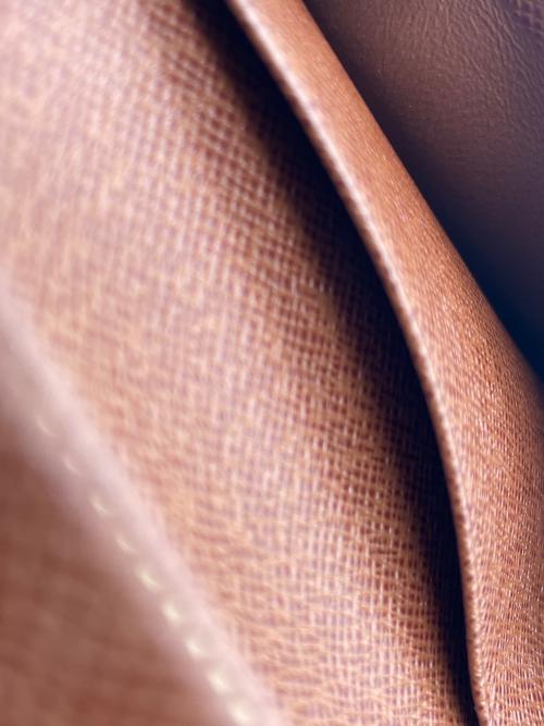 LOUIS VUITTON（ルイ ヴィトン）LOUIS VUITTON (ルイ ヴィトン) ポルトモネ・ジップ ブラウンの古着・服飾アイテム