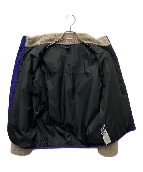 Patagonia（パタゴニア）Patagonia (パタゴニア) Kids' Classic Retro-X Jacket アイボリー×パープル サイズ:XXLの古着・服飾アイテム