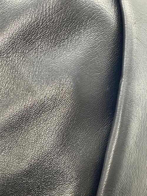 LOEWE（ロエベ）LOEWE (ロエベ) アナグラム レザーショルダーバッグ ブラックの古着・服飾アイテム